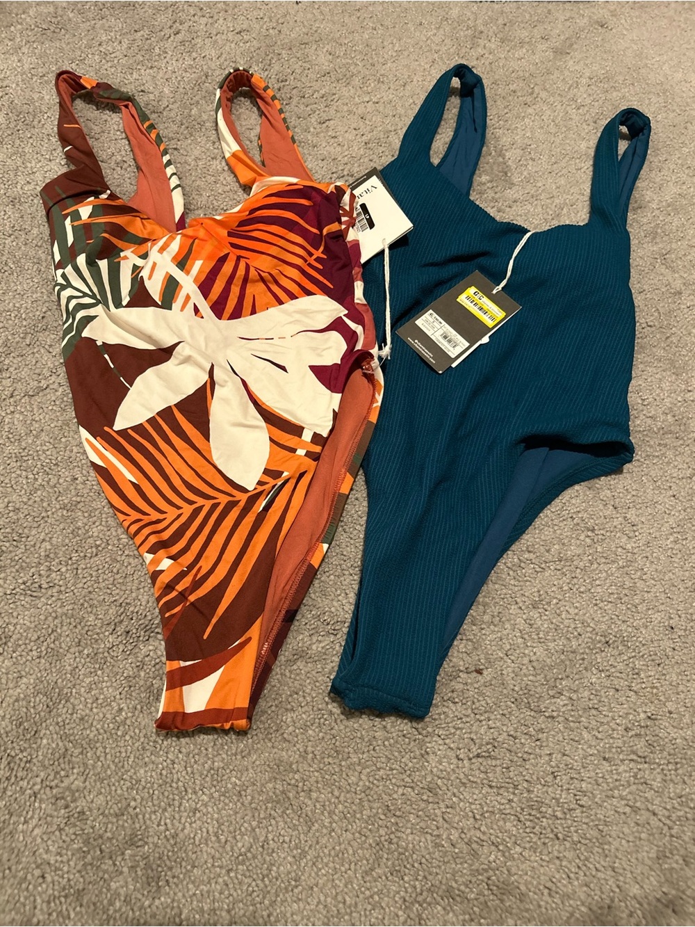 Vitamin A Swimsuits (3)